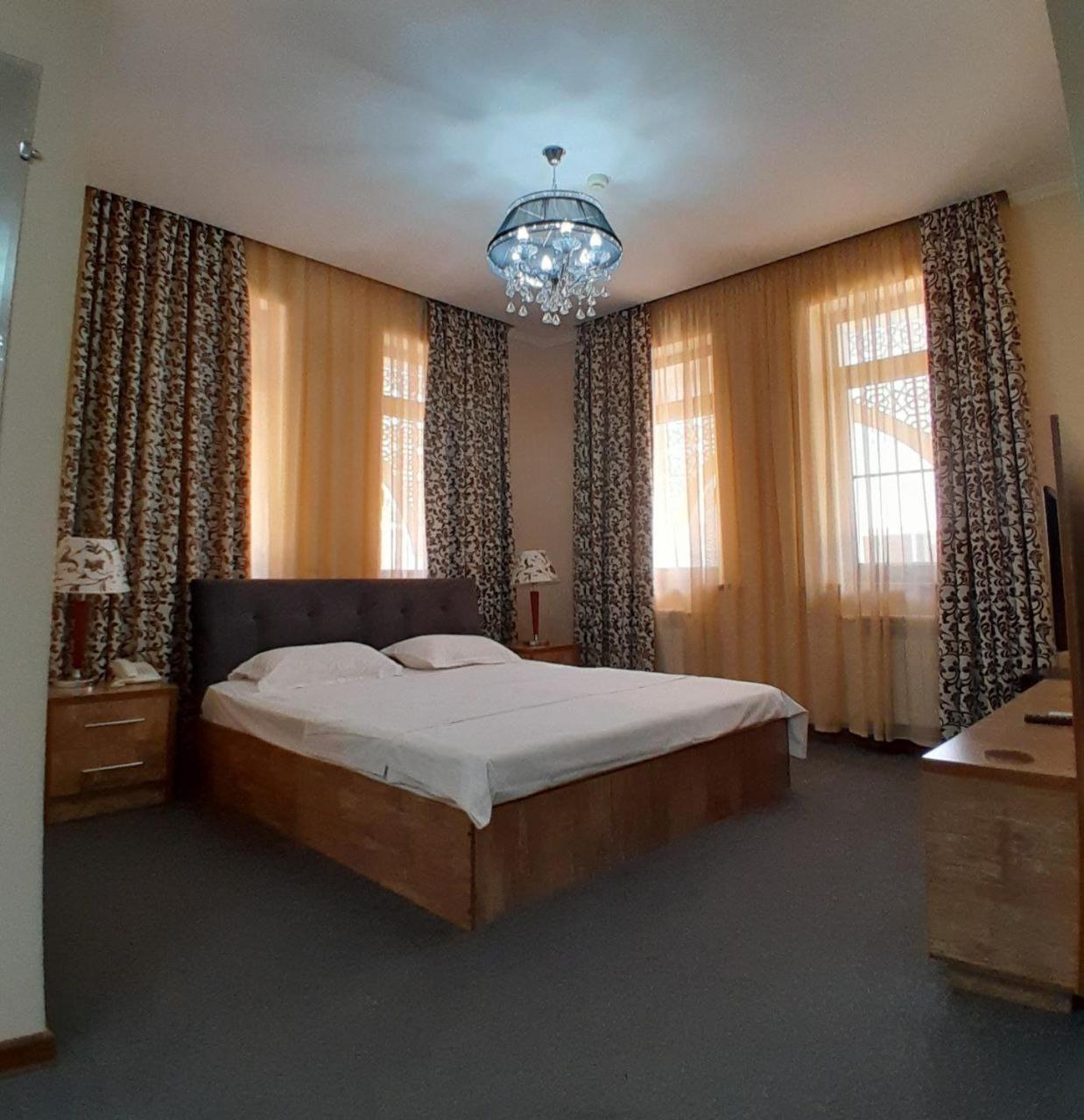 Hotel Bek Samarkand Exterior foto