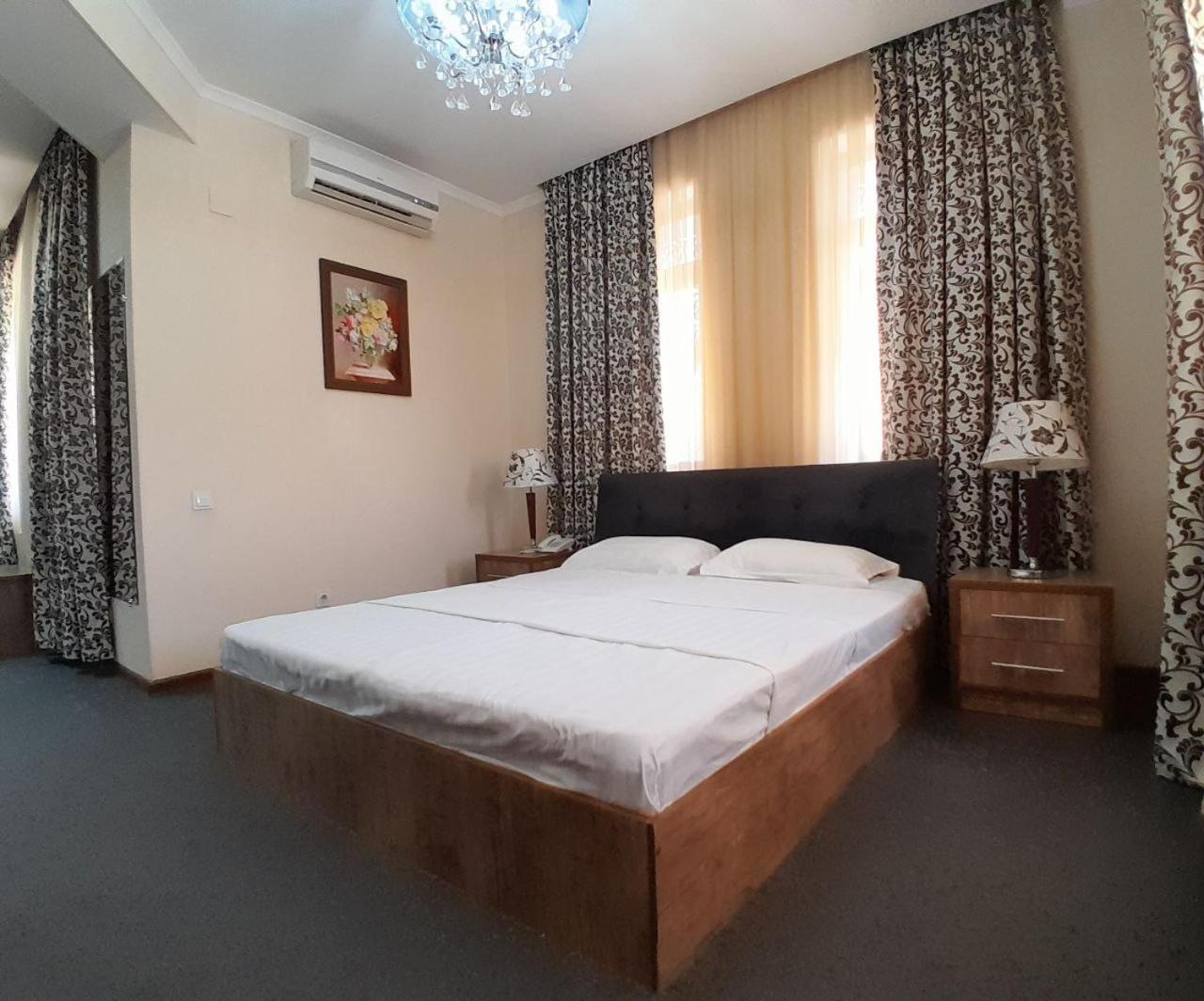 Hotel Bek Samarkand Exterior foto