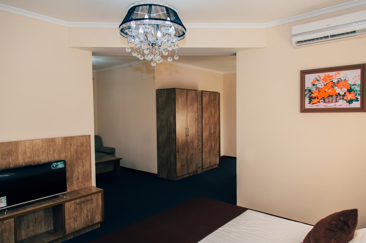 Hotel Bek Samarkand Exterior foto